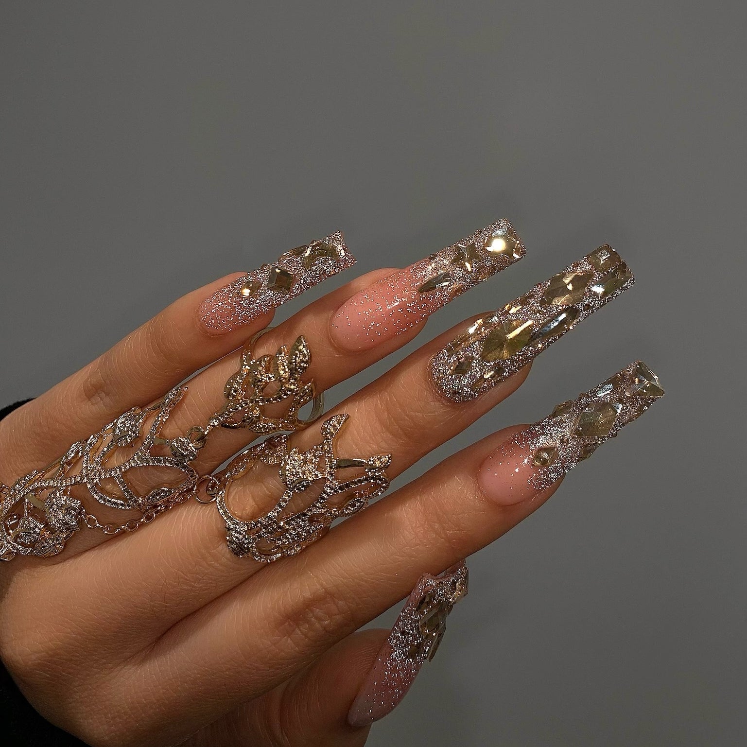 Riya Nails Bling & Sequins