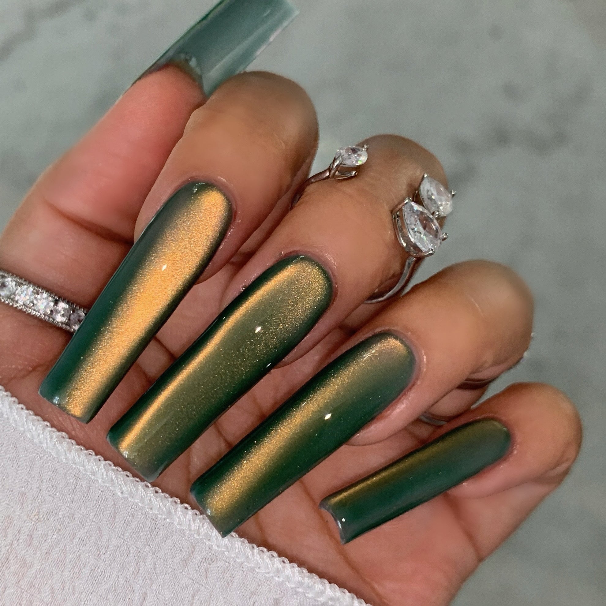 Moonlight Cat Eye 35